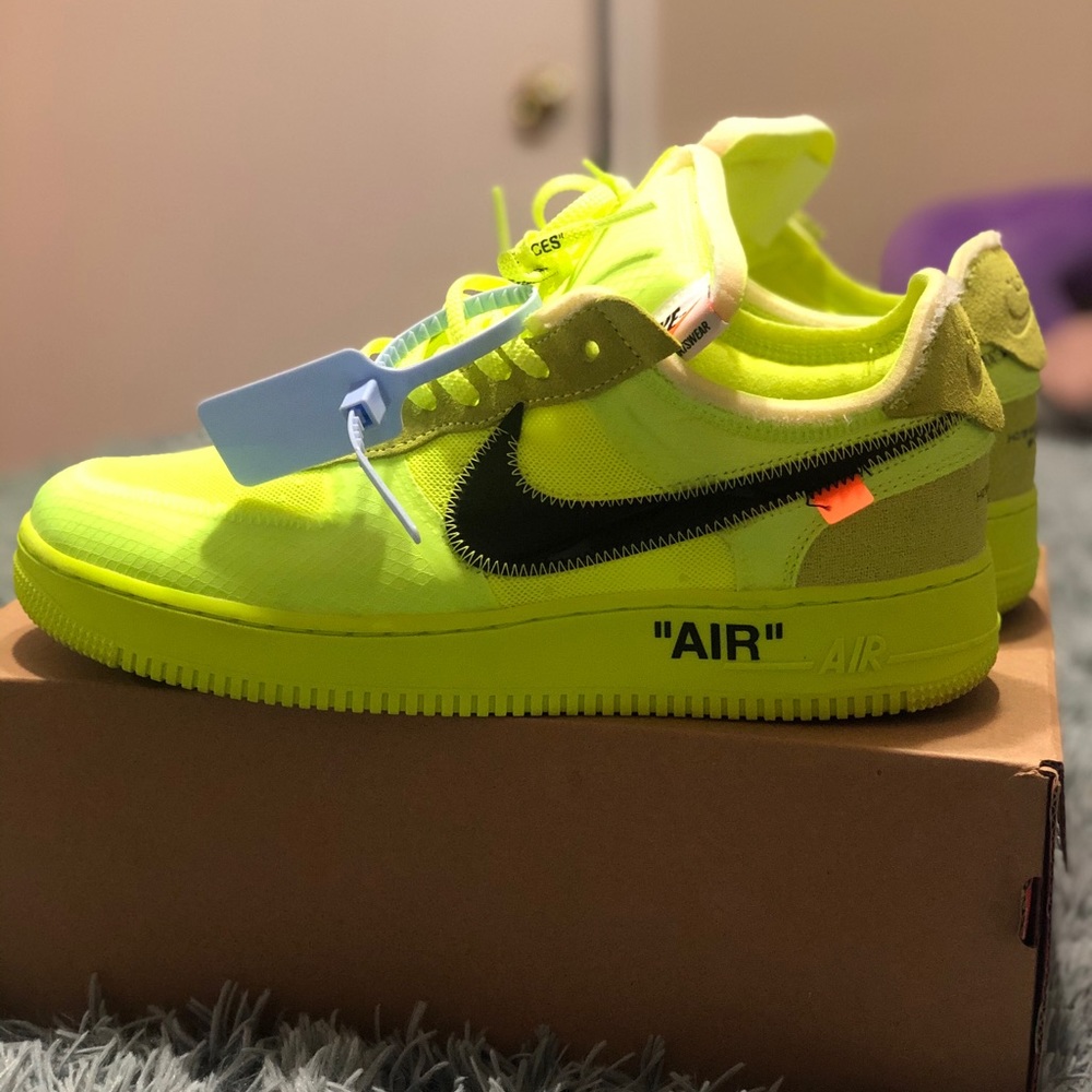 Nike Air Force 1 Off-White Volt Size 10